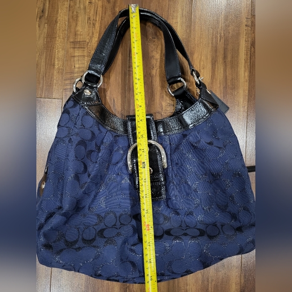 Coach navy purse - Picture 12 of 12